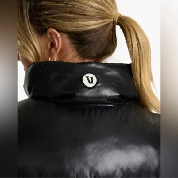 Vuori Hudson Insulated Cropped Puffer Zip Up Vest Size Medium Women's - Picture 3 of 8